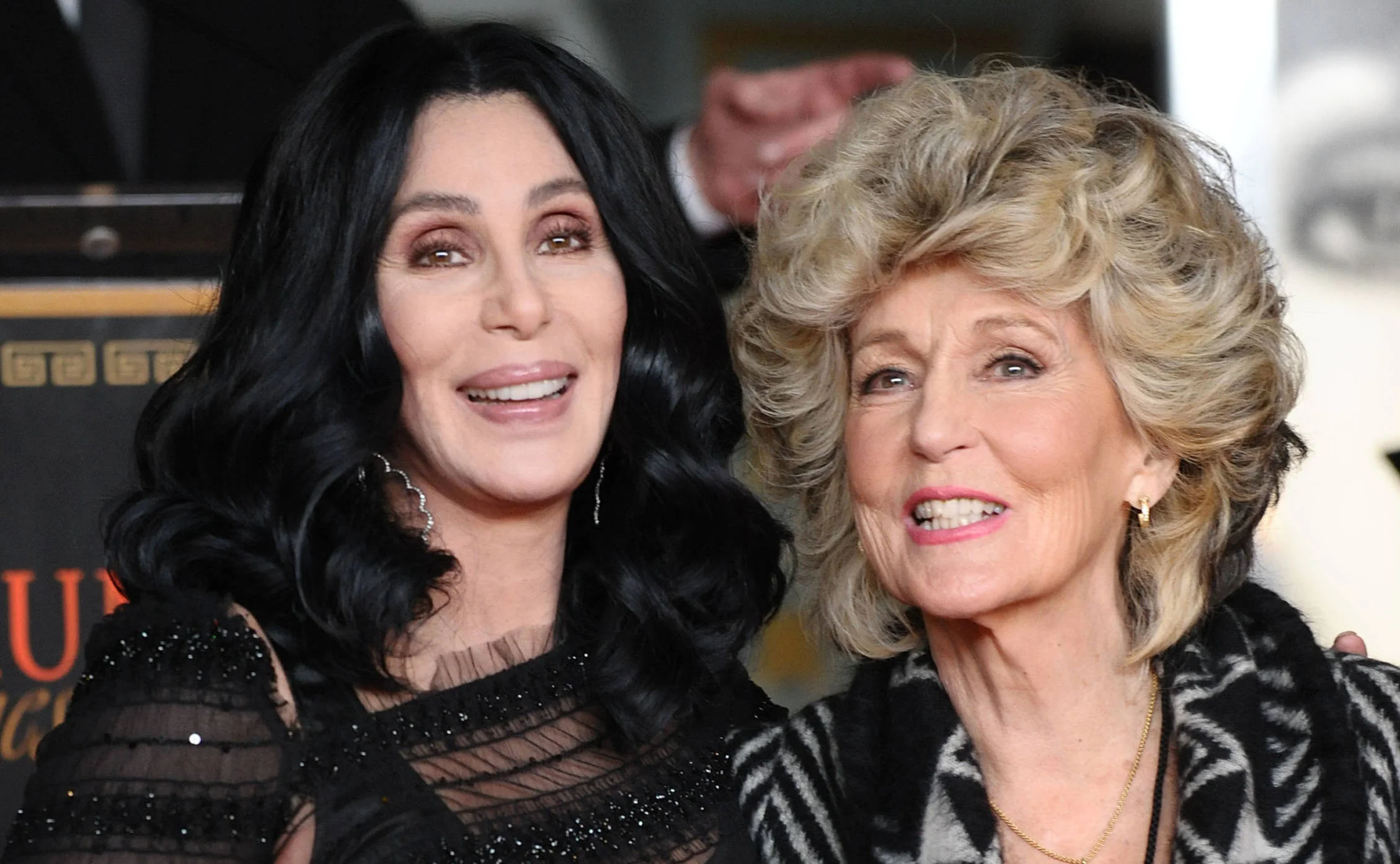  Mutter Cher Frühes Leben und Hintergrund