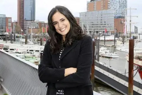 Aybi Era Privatleben