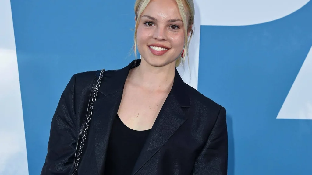 Lea Zoe Frühes Leben und Hintergrund