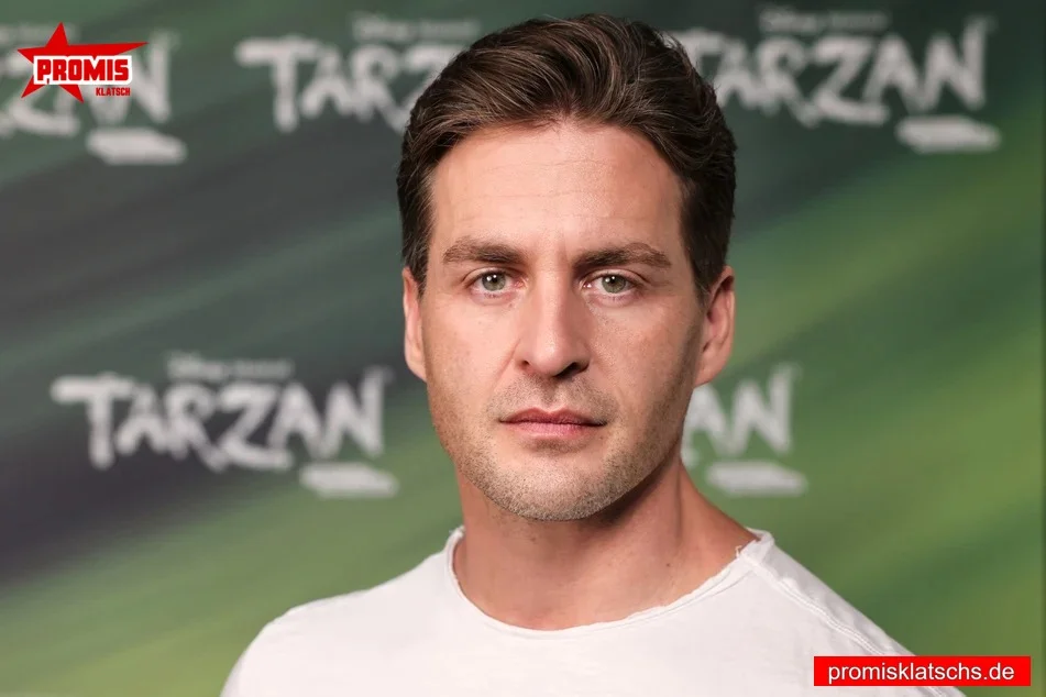 Alexander Klaws Frühes Leben und Ausbildung