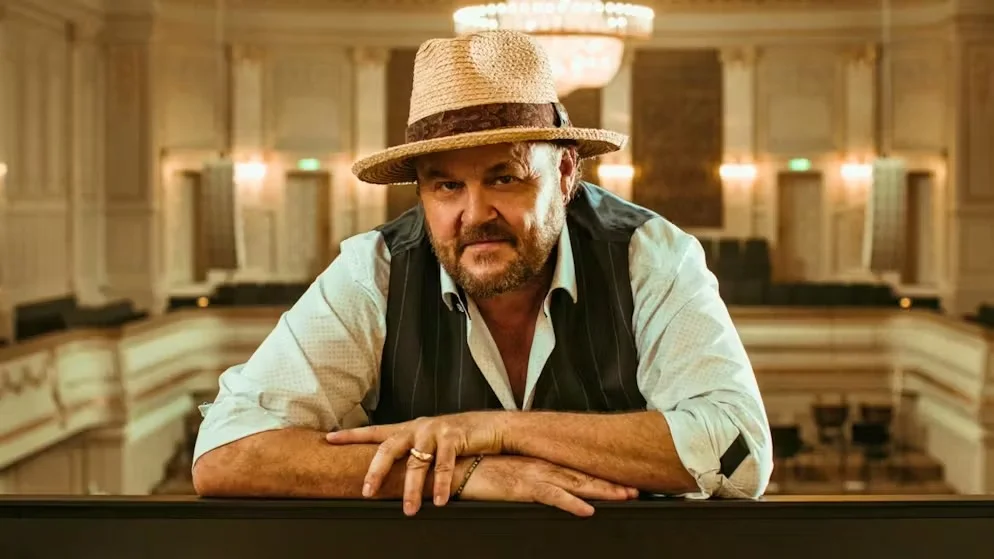 Büne Huber Gründung von Patent Ochsner