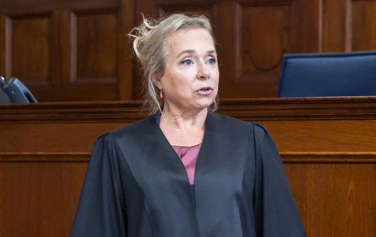 Christine Urspruch Info