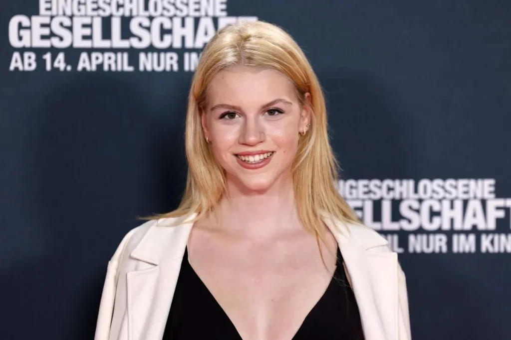 Pia-Sophie Biografie