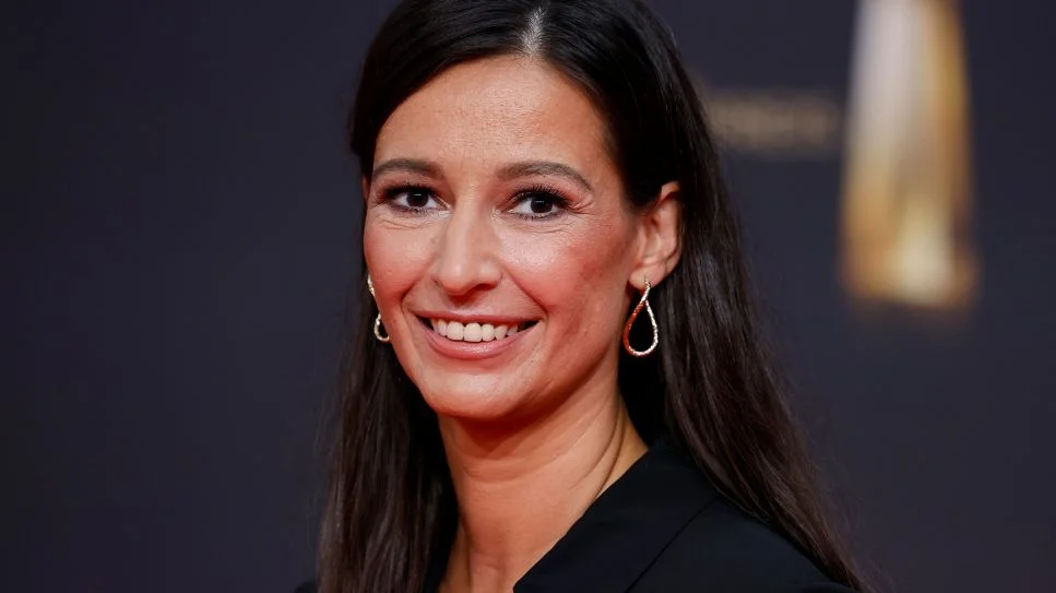 Pinar Atalay Karrierebeginn