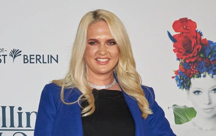 Sarah Knappik - Informationen