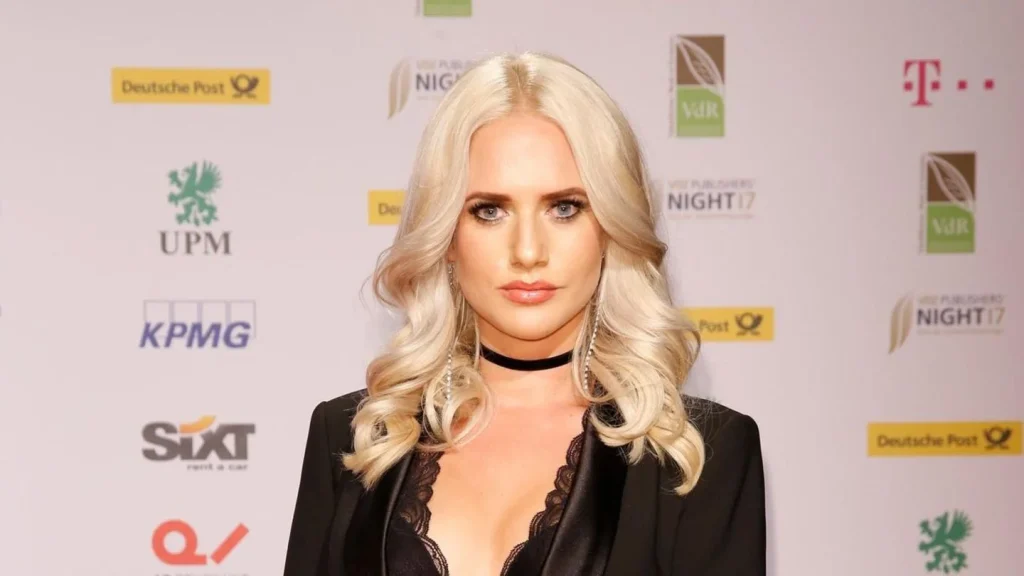 Sarah Knappik Erfolge und Vermögen