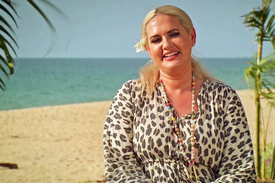 Sarah Knappik Biographie