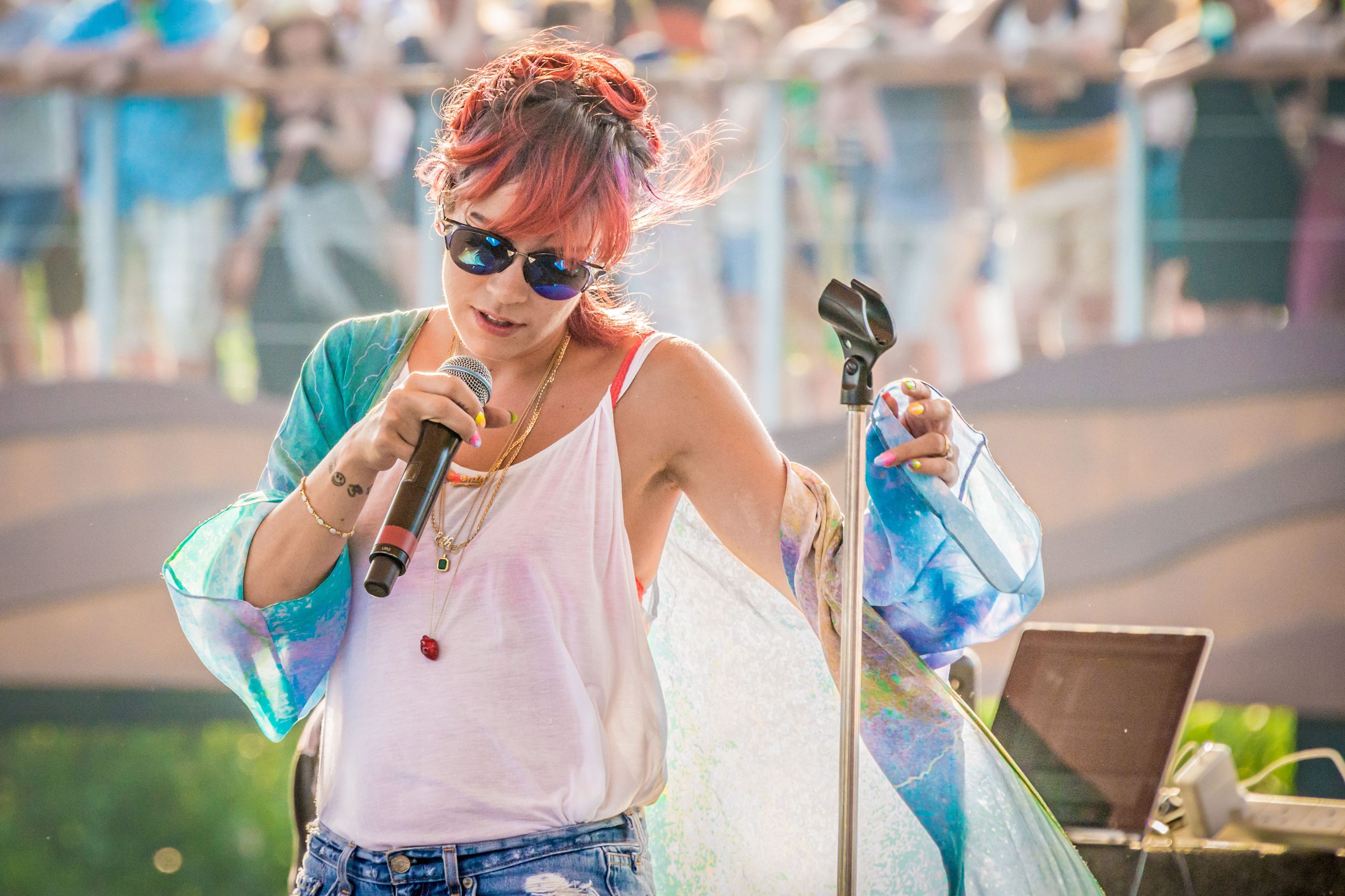 Lily Allen bei einem Live-Auftritt