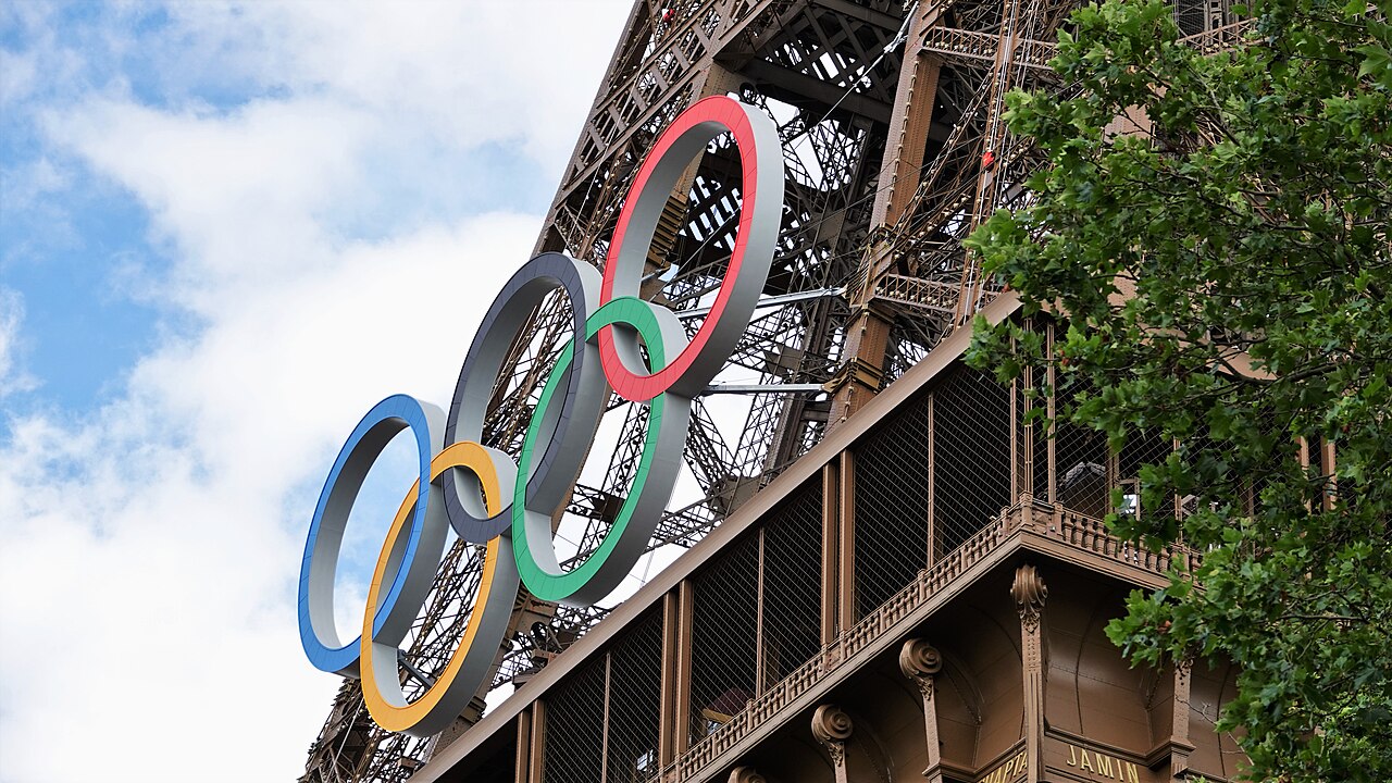 Die Olympischen Ringe am Eiffelturm in Paris 2024 – Michael Pfeffers letzter Einsatz für das ZDF