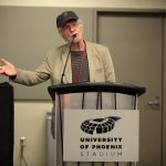Tom Skerritt (†93): Top-Gun-Star „Viper“ ist tot – Biografie & Karriere